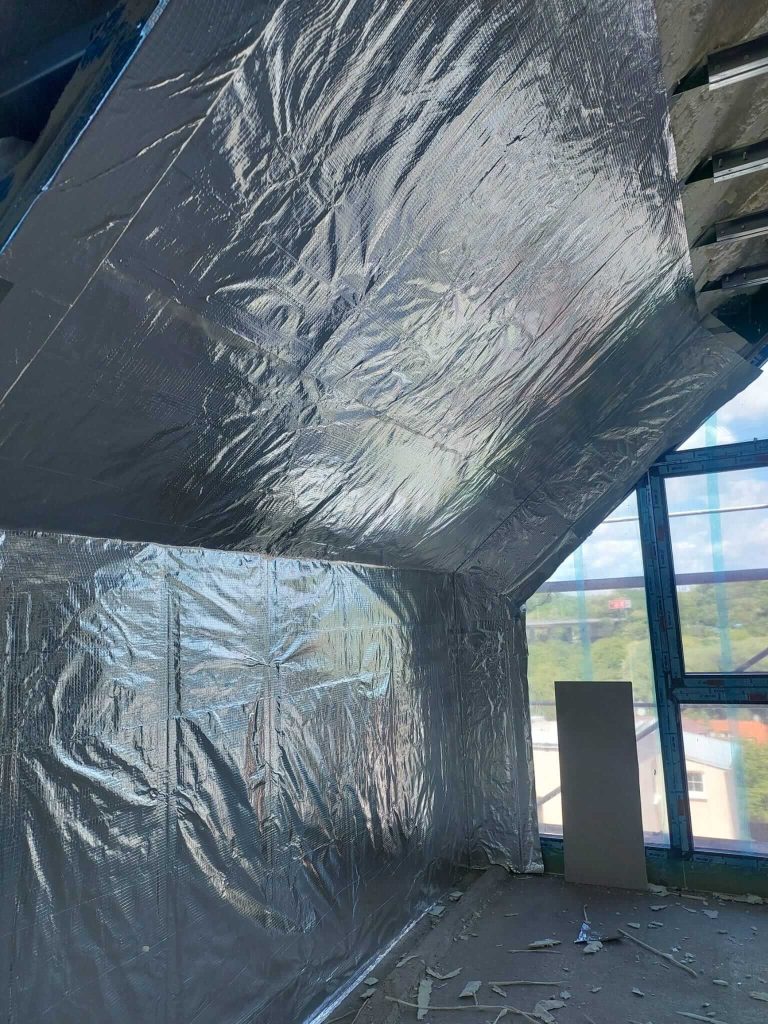 Atypical upper floor of a villa in hloubětín, prague: a quick and flexible solution for demanding conditions 4 Atypical upper floor of a villa in hloubětín, prague: a quick and flexible solution for demanding conditions