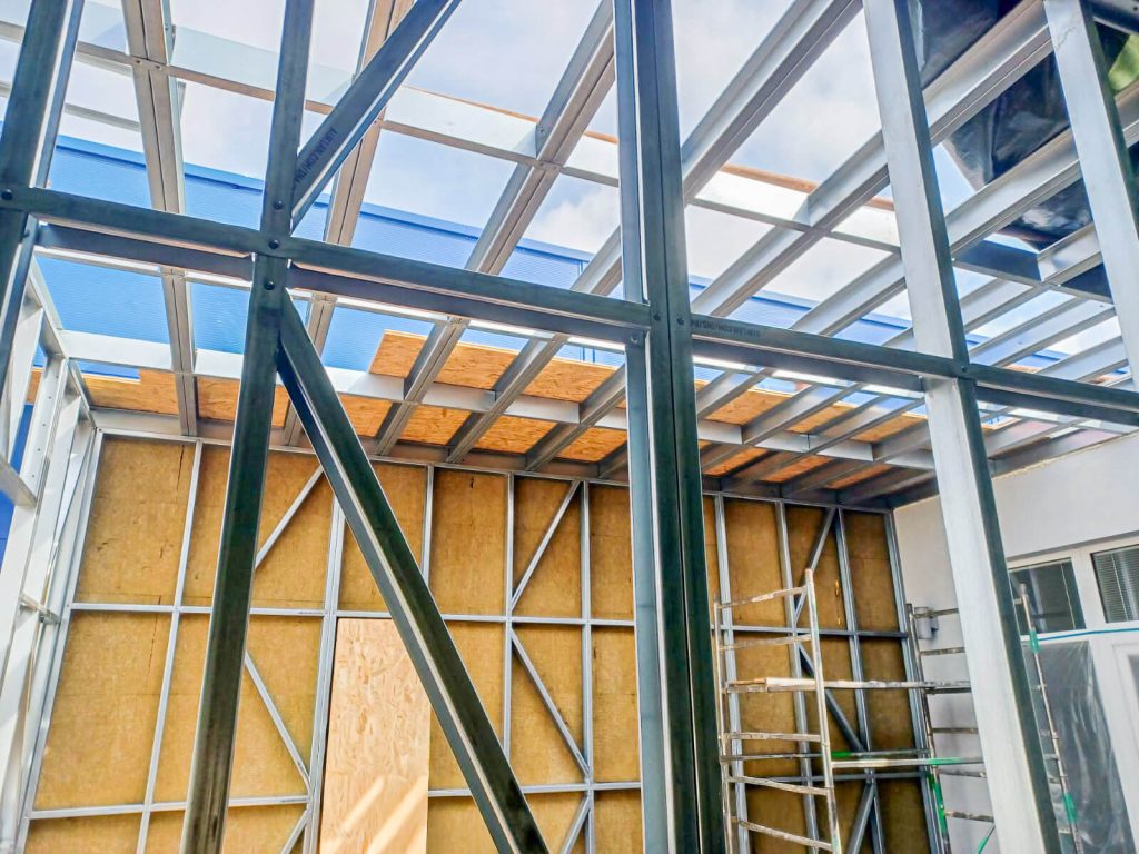 Extension to the aeromac administrative building at kunovice airport: fast and environmentally friendly expansion of space 2 Extension to the aeromac administrative building at kunovice airport: fast and environmentally friendly expansion of space
