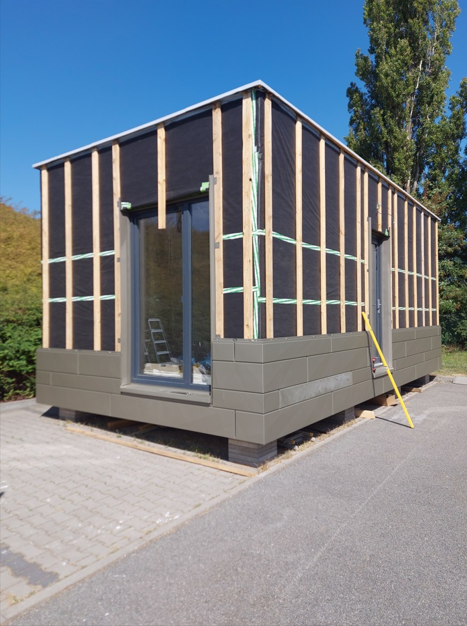 Dokončení fasády tiny housu s prefa aluminiumprodukte: ideální řešení pro moderní bydlení